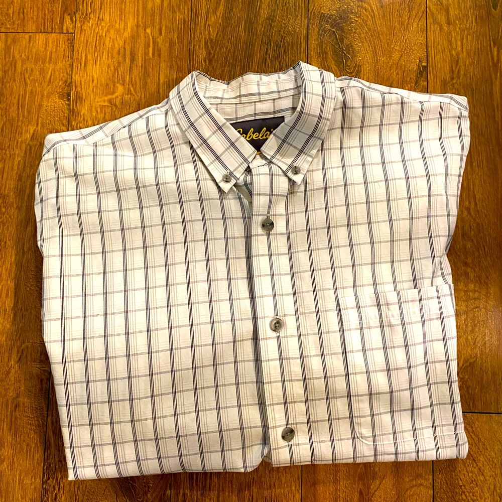 Large White Cabela’s Long Sleeve Button Up Shirt